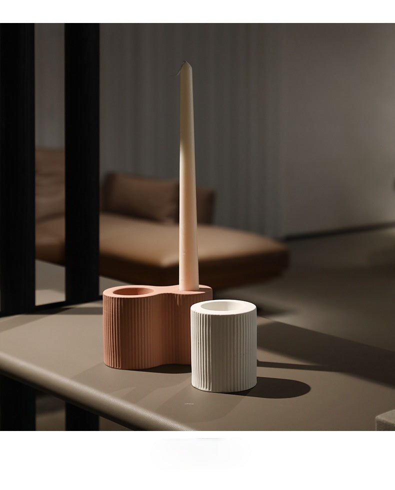 Tiili candlestick holder